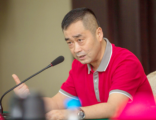 1533095207812256.jpg Ö÷ϯ½²»°-ÄêÖÐÊÂÇ鼯»á5_¸±±¾.jpg